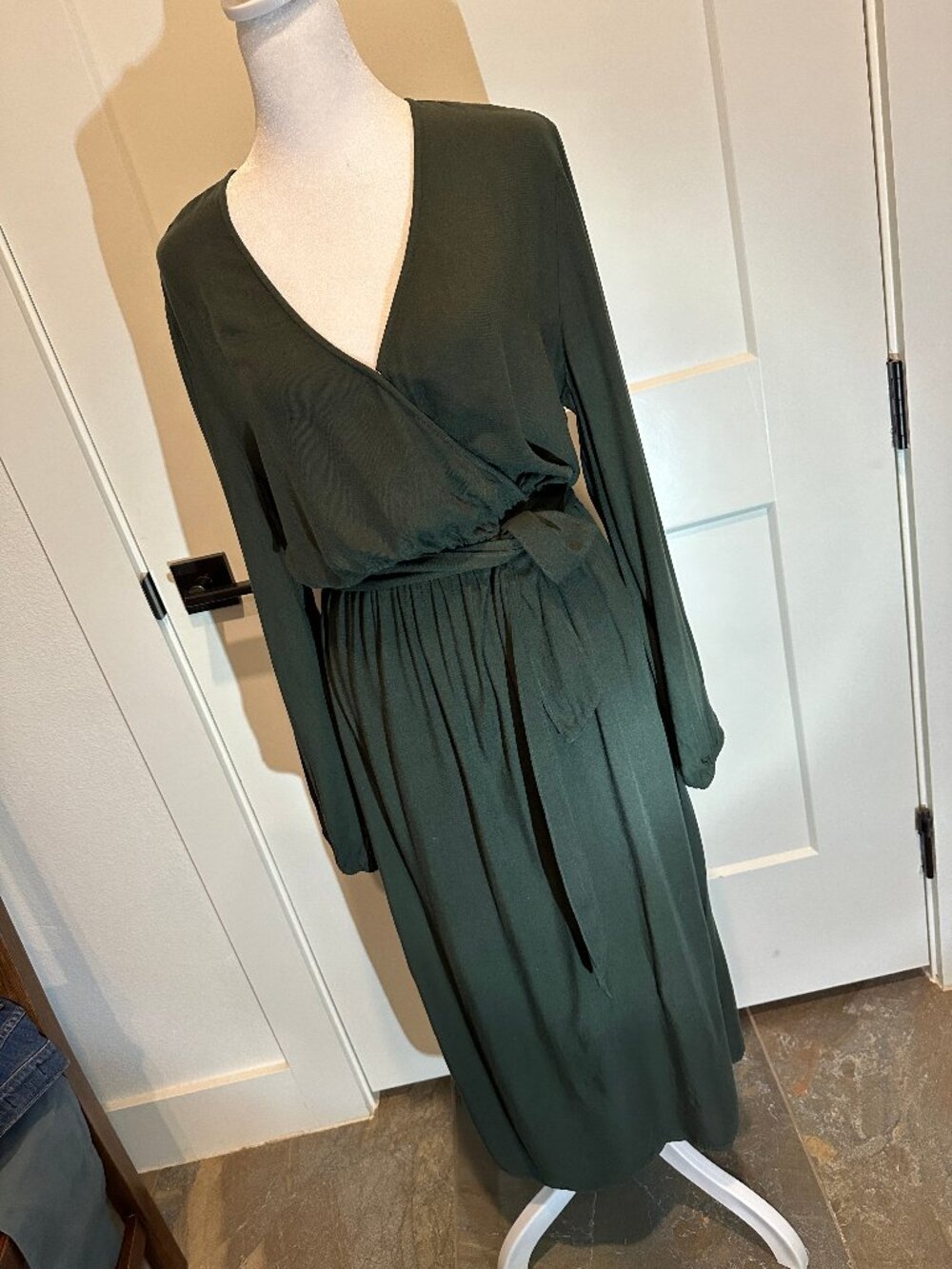 Cloth & Stone Long Sleeve Tie Front Olive Green Dress Size Small